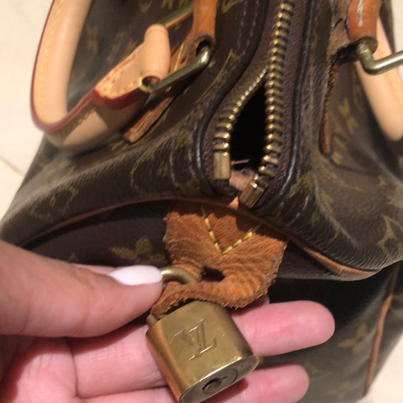 [sold]💯 authentic Louis Vuitton Speedy 25 - Picture 8 of 8